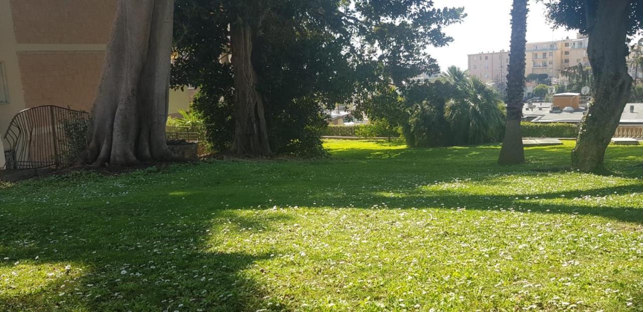 Casa Fiorenza Parcheggio Privato ซานเรโม ภายนอก รูปภาพ