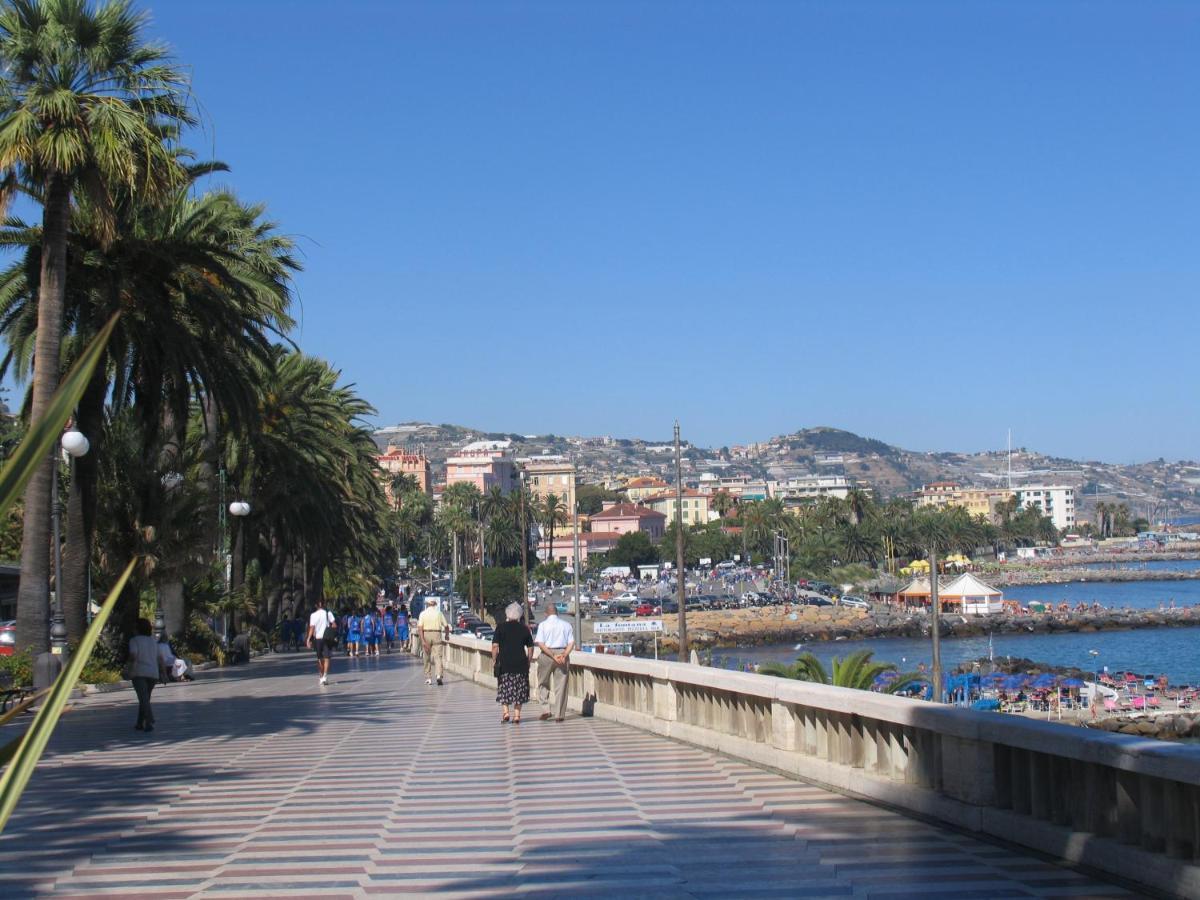 Casa Fiorenza Parcheggio Privato ซานเรโม ภายนอก รูปภาพ