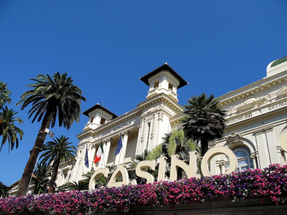Casa Fiorenza Parcheggio Privato ซานเรโม ภายนอก รูปภาพ