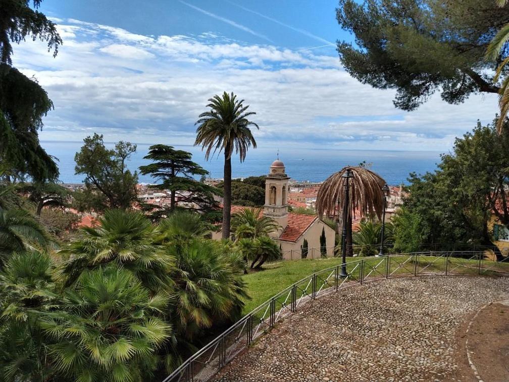 Casa Fiorenza Parcheggio Privato ซานเรโม ภายนอก รูปภาพ